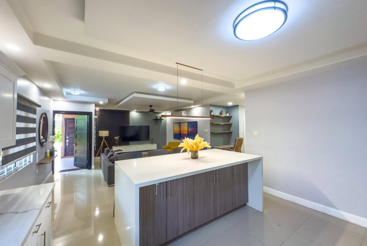 Seventh image of 2-7 Roseneath Avenue in Kingston 6, St. Andrew, Jamaica - property is For Rent