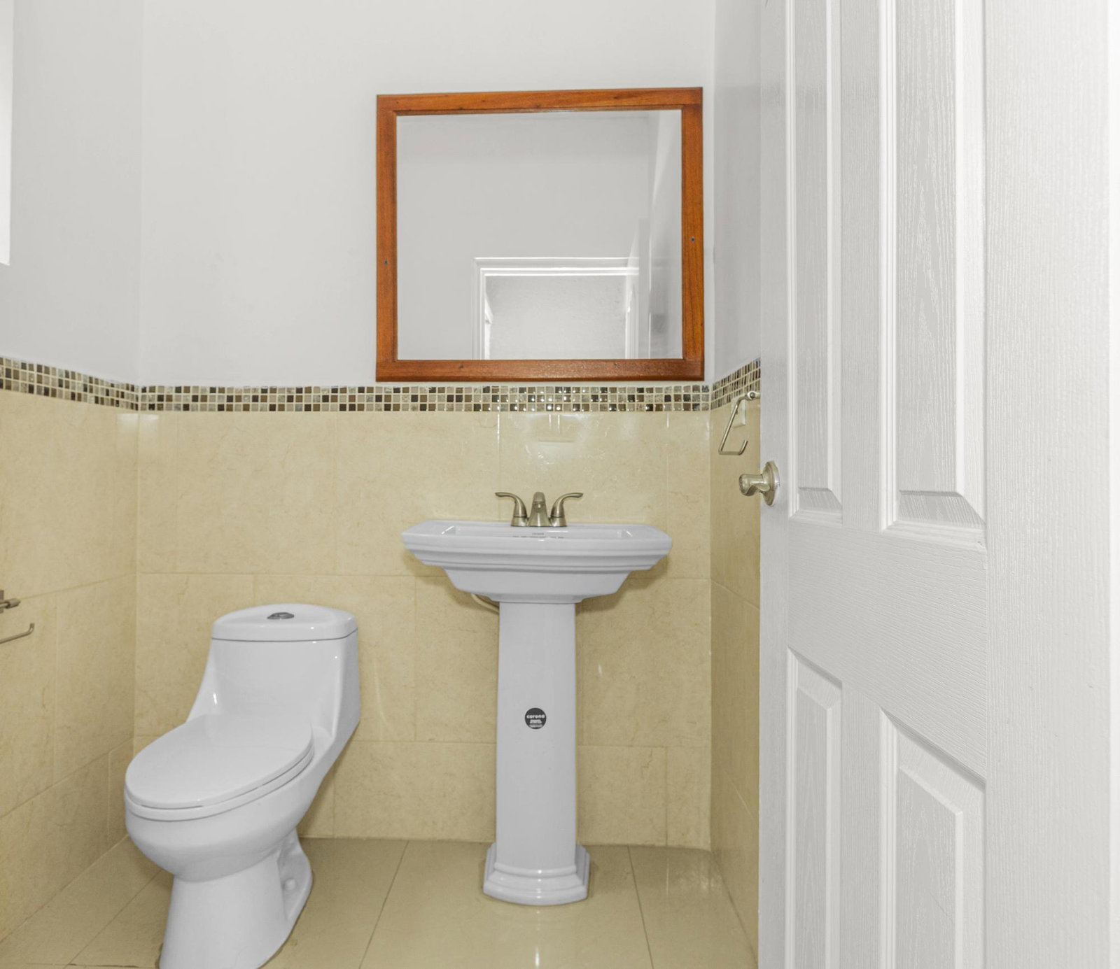 Thirteenth image of 3 Washington Drive in Kingston 10, St. Andrew, Jamaica - property is For Rent