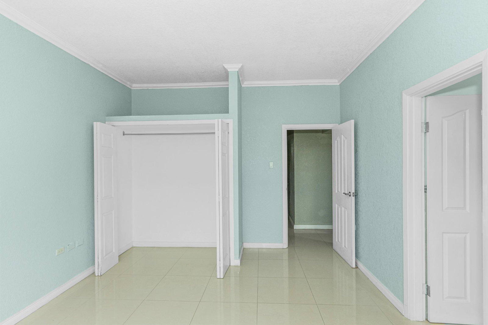 Eighteenth image of 3 Washington Drive in Kingston 10, St. Andrew, Jamaica - property is For Rent