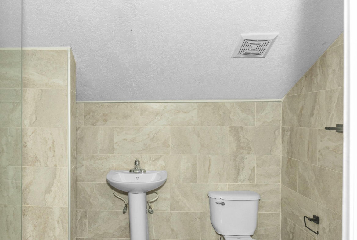 Twenty-Third image of 3 Washington Drive in Kingston 10, St. Andrew, Jamaica - property is For Rent