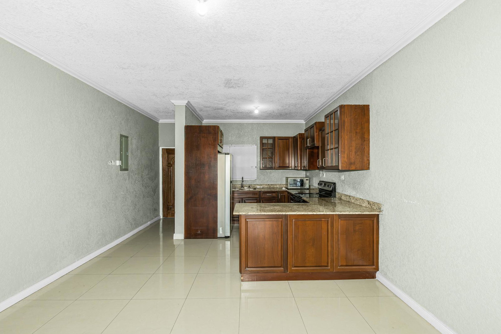 Eighth image of 3 Washington Drive in Kingston 10, St. Andrew, Jamaica - property is For Rent
