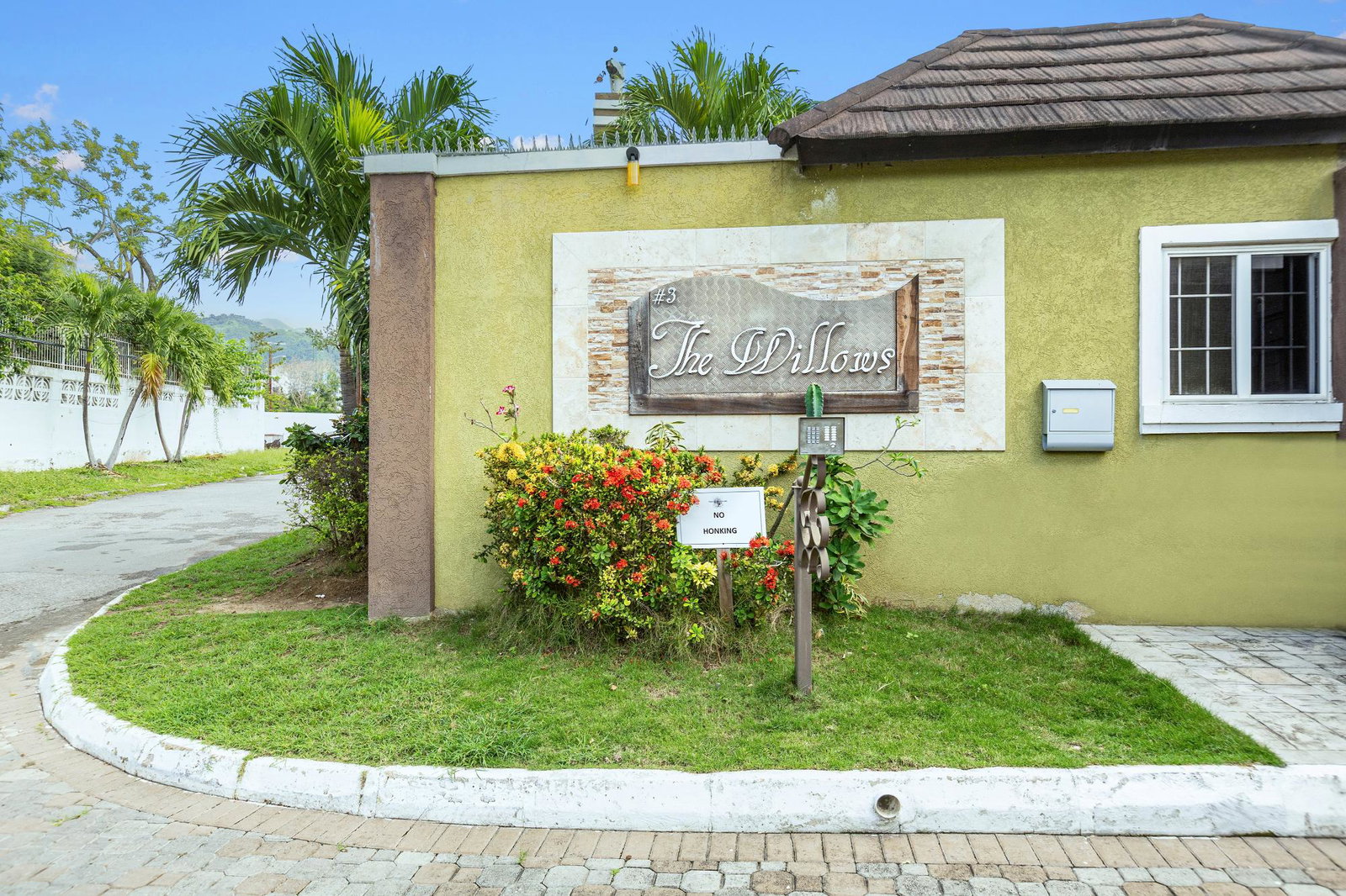 First image of 3 Washington Drive in Kingston 10, St. Andrew, Jamaica - property is For Rent