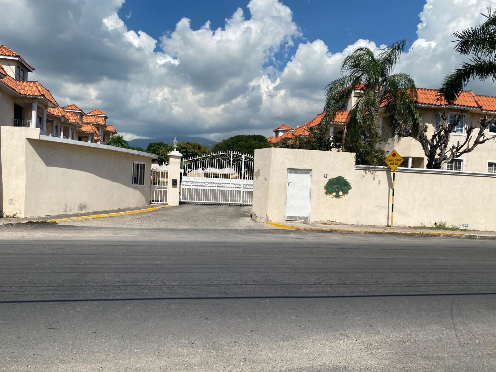 Fourth image of 28-12 Seaview Avenue in Kingston 6, St. Andrew, Jamaica - property is For Rent