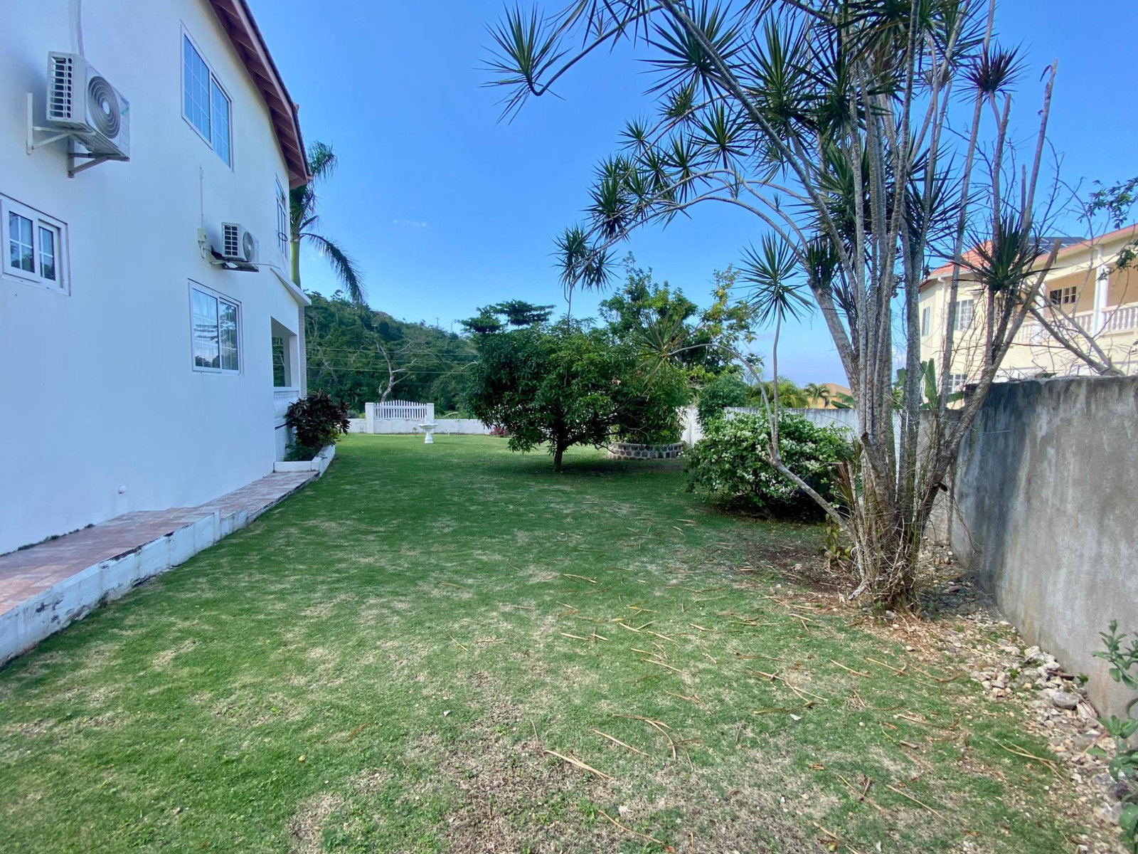 Sixth image of 146 Tripoli Drive, Runaway ba in Runaway Bay, St. Ann, Jamaica - property is For Rent