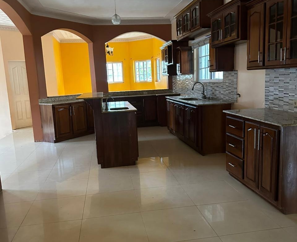 Fourth image of 63- Caribbean Estate, Block a in Caribbean Estates, St. Catherine, Jamaica - property is For Rent