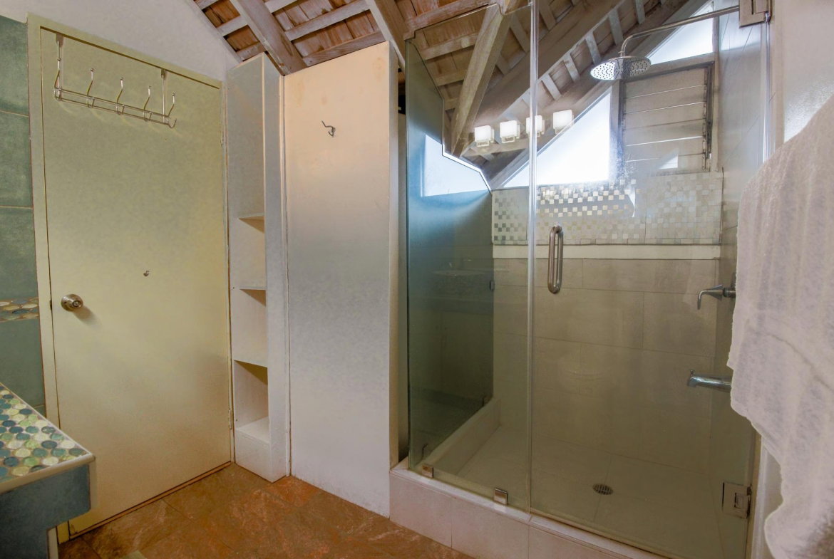 Fifteenth image of 207-14 Fairway Avenue in Kingston 5, St. Andrew, Jamaica - property is For Rent