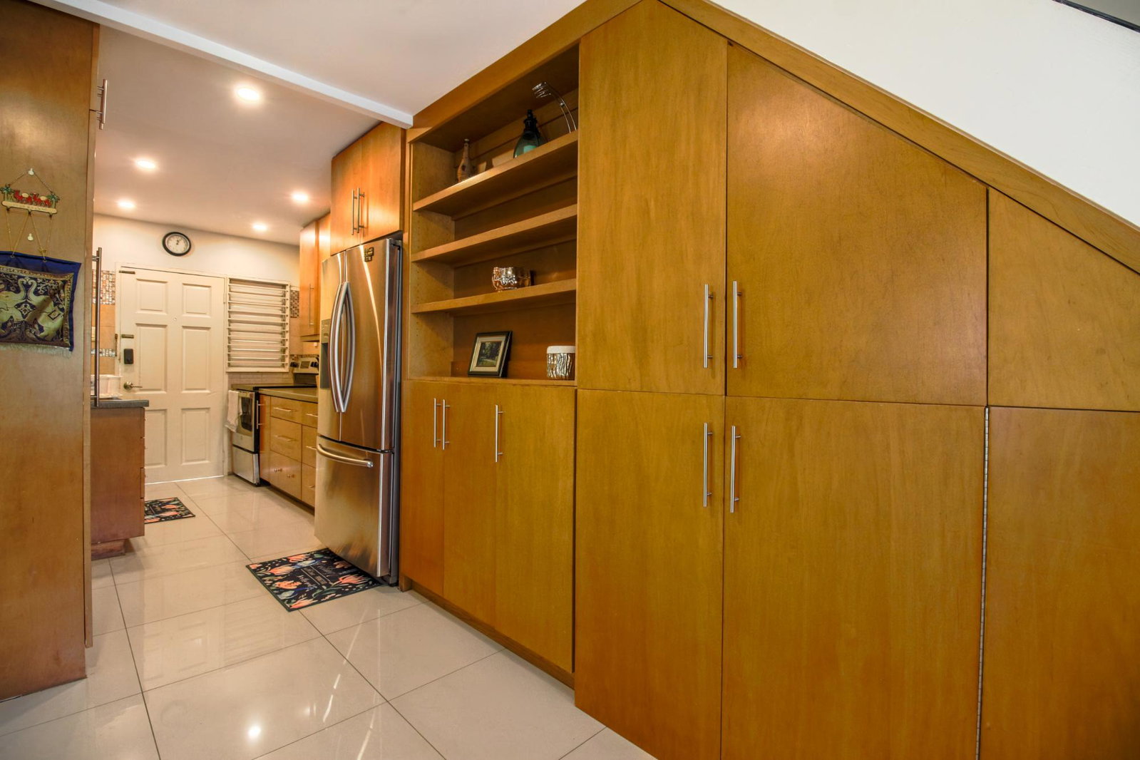 Spacious-3-Bedroom-Split-Level-Apartment-for-Rent-in-Jamaica-St.-Andrew Fifth image of 207-14 Fairway Avenue in Kingston 5, St. Andrew, Jamaica - property is For Rent