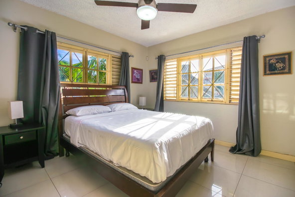 Sixth image of 207-14 Fairway Avenue in Kingston 5, St. Andrew, Jamaica - property is For Rent