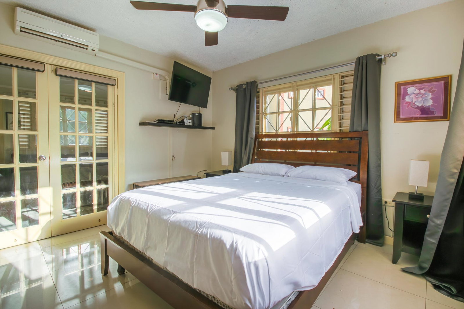 Spacious-3-Bedroom-Split-Level-Apartment-for-Rent-in-Jamaica-St.-Andrew Seventh image of 207-14 Fairway Avenue in Kingston 5, St. Andrew, Jamaica - property is For Rent