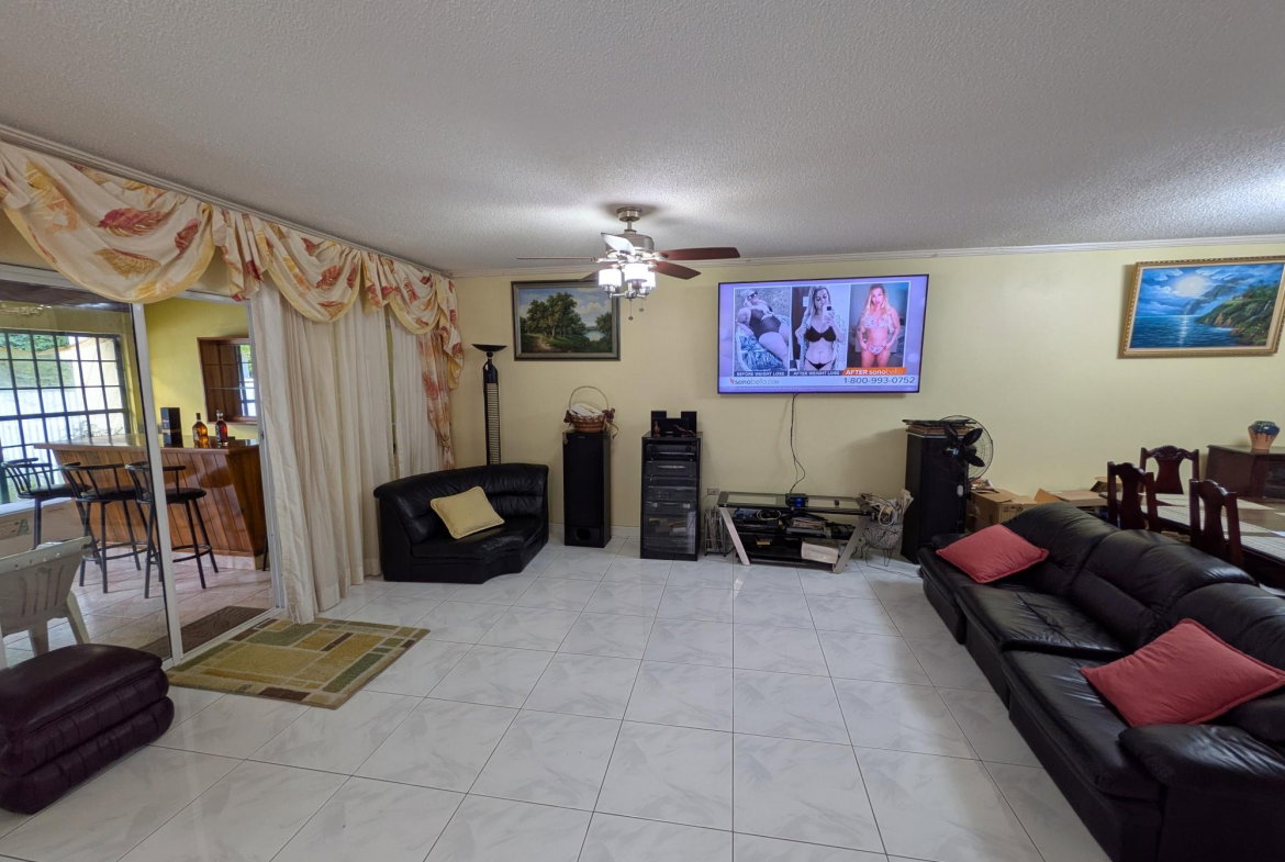 Seventeenth image of 1 Armour Glades, Kingston 8 in Kingston 8, St. Andrew, Jamaica - property is For Rent