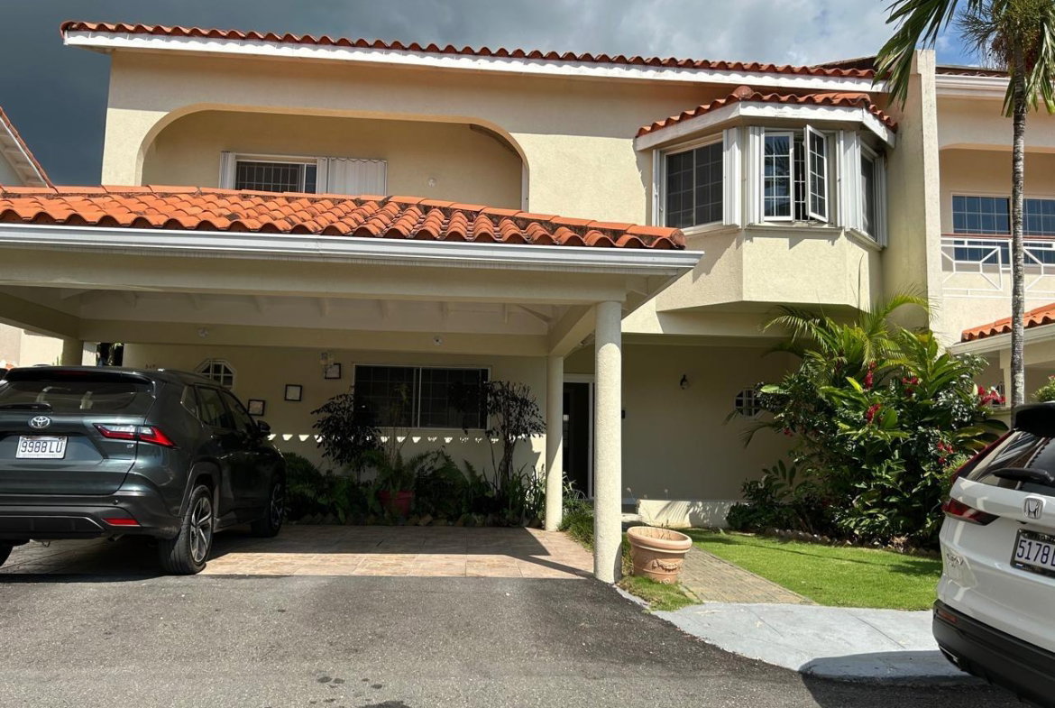 Second image of th 11-1d Norbrook Road in Kingston 8, St. Andrew, Jamaica - property is For Rent