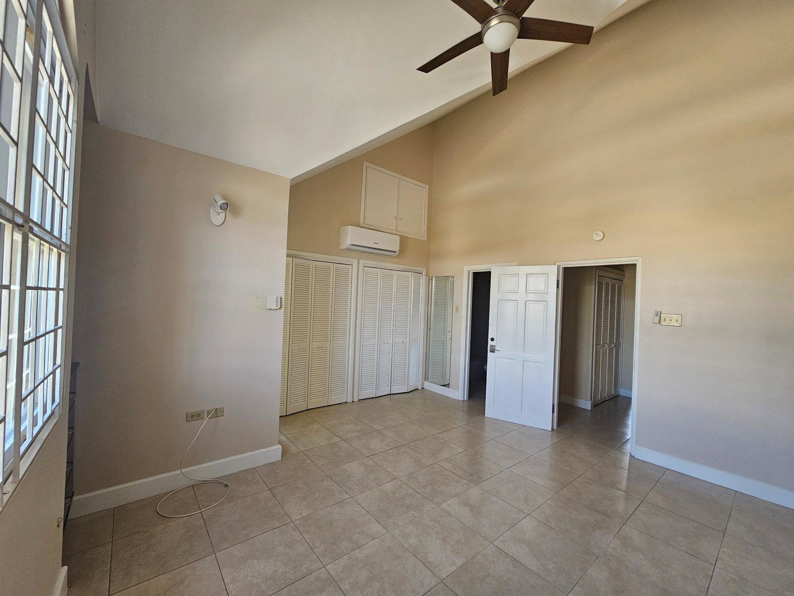 Eleventh image of 6-3 Linstone Crescent in Kingston 6, St. Andrew, Jamaica - property is For Rent