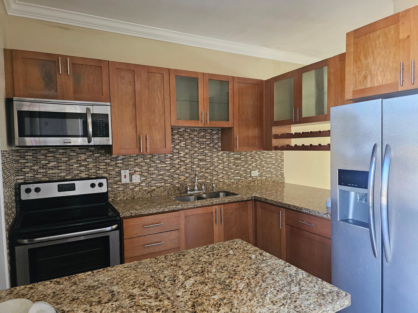 Third image of 6-3 Linstone Crescent in Kingston 6, St. Andrew, Jamaica - property is For Rent