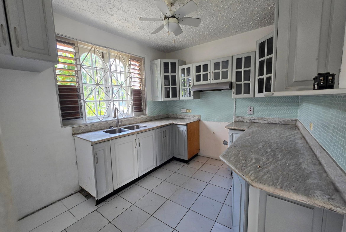 Second image of 16-68 Hope Road in Kingston 6, St. Andrew, Jamaica - property is For Rent