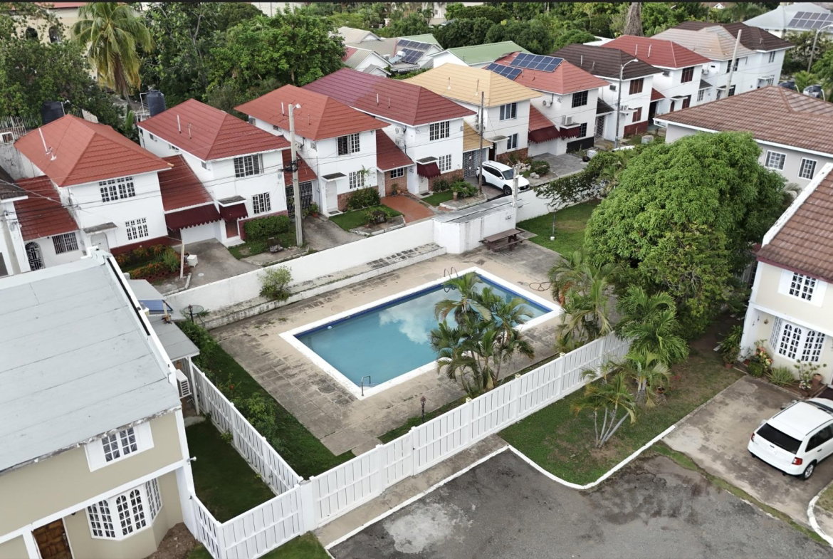 Eleventh image of 16-68 Hope Road in Kingston 6, St. Andrew, Jamaica - property is For Rent