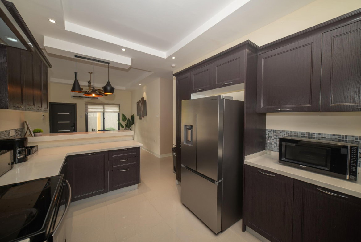 Sixteenth image of 170 Sunny Isles Avenue, Pyram in Ocho Rios, St. Ann, Jamaica - property is For Rent