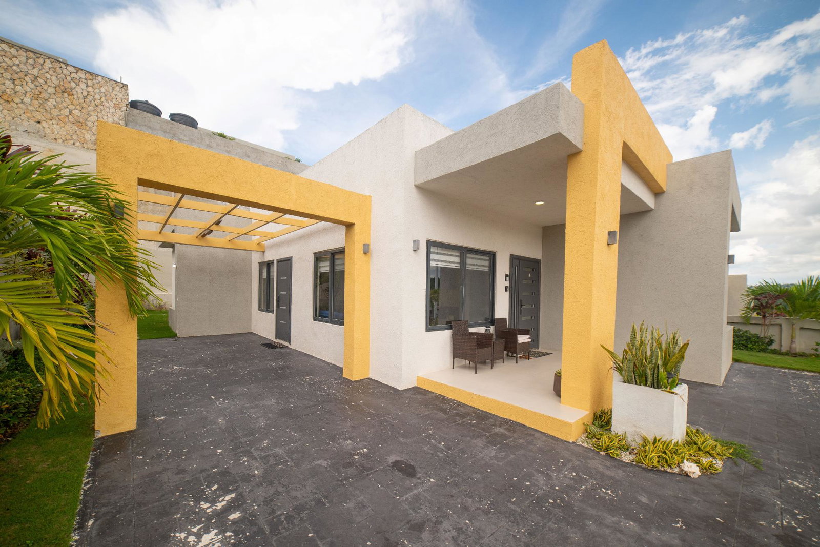 Sixth image of 170 Sunny Isles Avenue, Pyram in Ocho Rios, St. Ann, Jamaica - property is For Rent