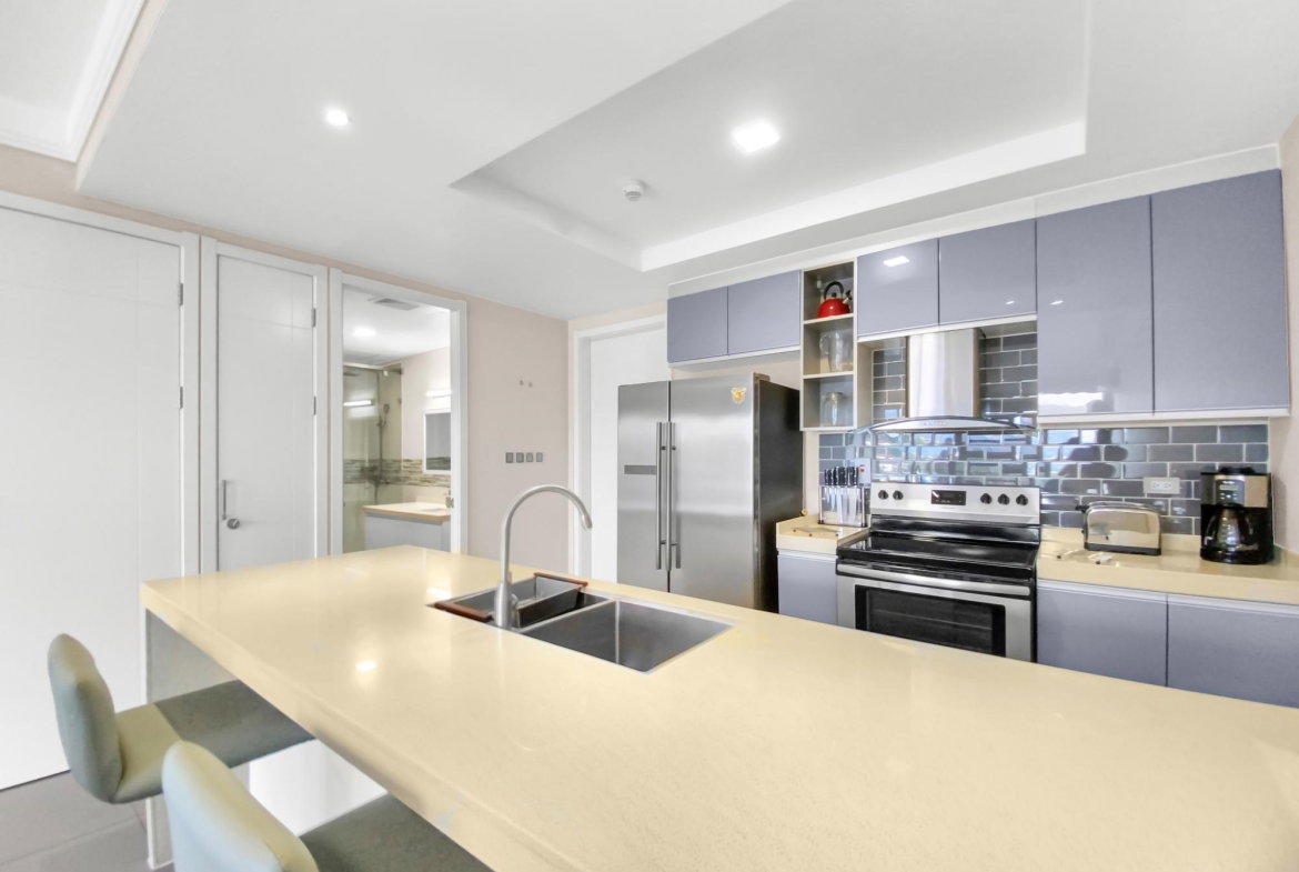 Fourth image of 202-20 South Avenue in Kingston 10, St. Andrew, Jamaica - property is For Rent