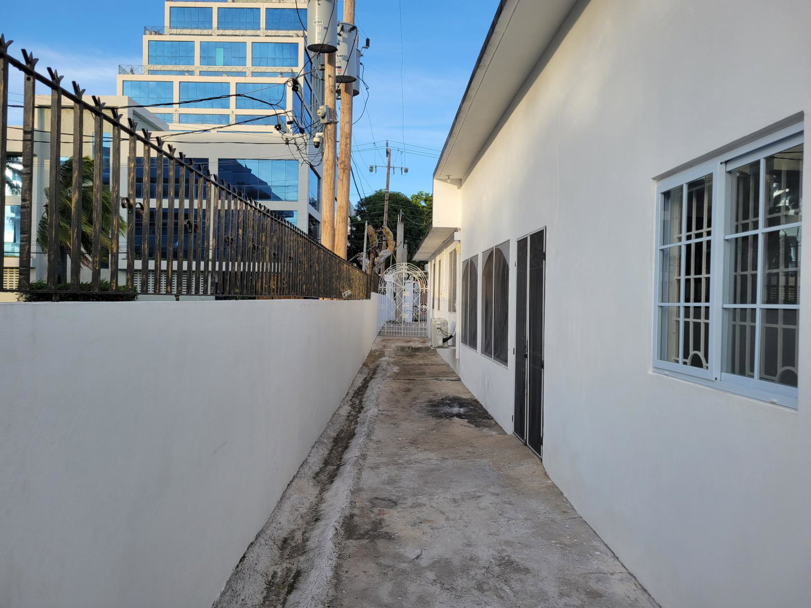 Eighth image of 7 Sydney Road in Kingston 5, St. Andrew, Jamaica - property is For Rent