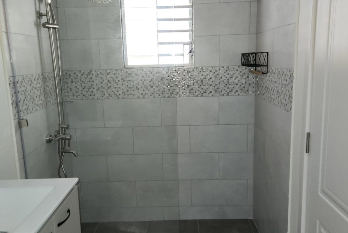 Second image of 904 Violet Crescent in Phoenix Park, St. Catherine, Jamaica - property is For Rent