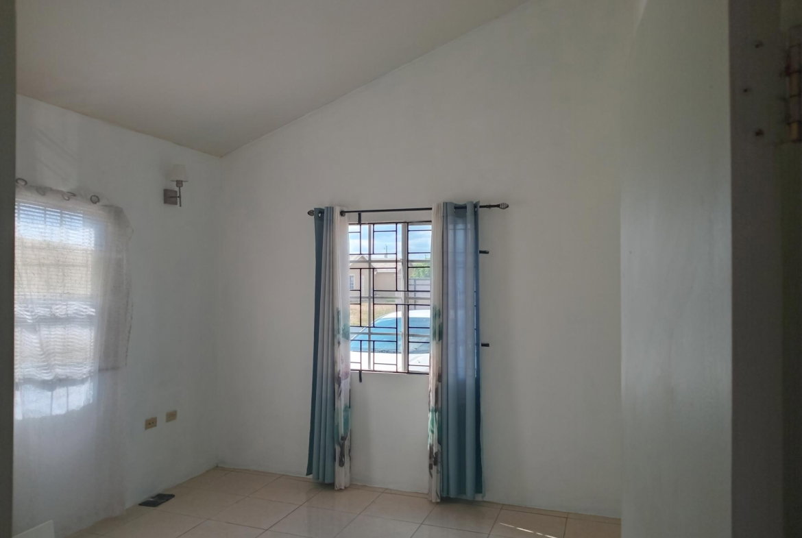Ninth image of 661-5 Island Crescent in Phoenix Park, St. Catherine, Jamaica - property is For Rent