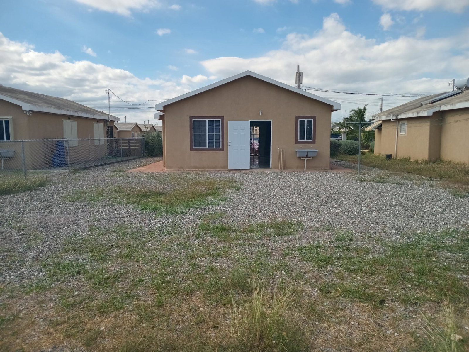 First image of 661-5 Island Crescent in Phoenix Park, St. Catherine, Jamaica - property is For Rent