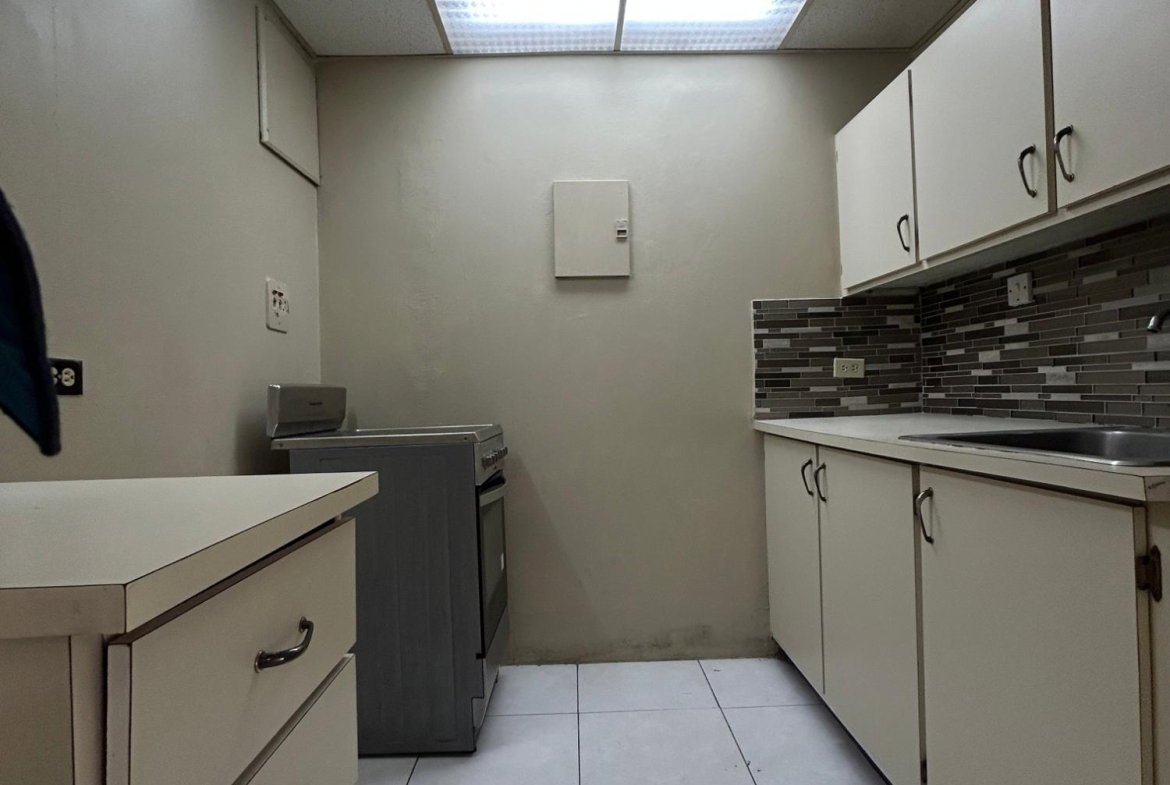 Twelfth image of 50- Courtley Towers, 3 Renfre in Kingston 5, St. Andrew, Jamaica - property is For Rent