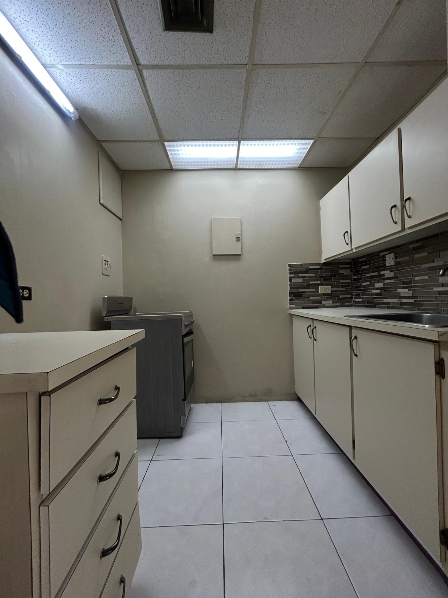 Twelfth image of 50- Courtley Towers, 3 Renfre in Kingston 5, St. Andrew, Jamaica - property is For Rent