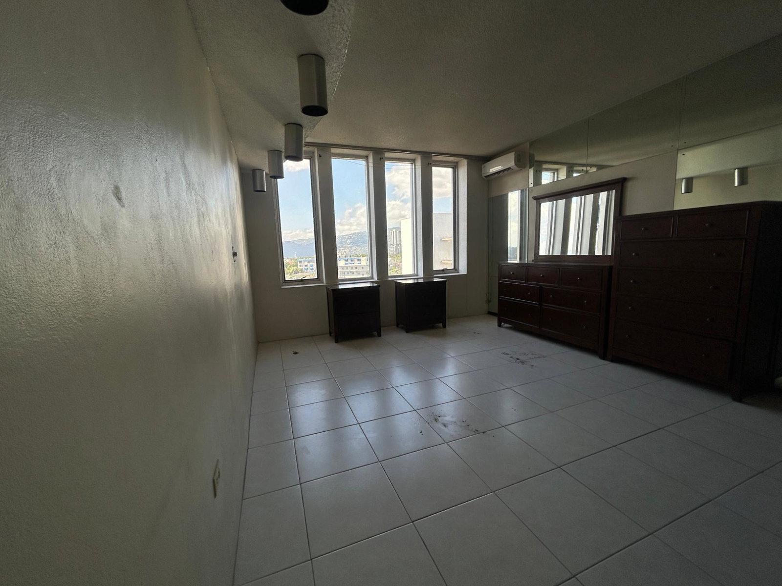 Seventeenth image of 50- Courtley Towers, 3 Renfre in Kingston 5, St. Andrew, Jamaica - property is For Rent