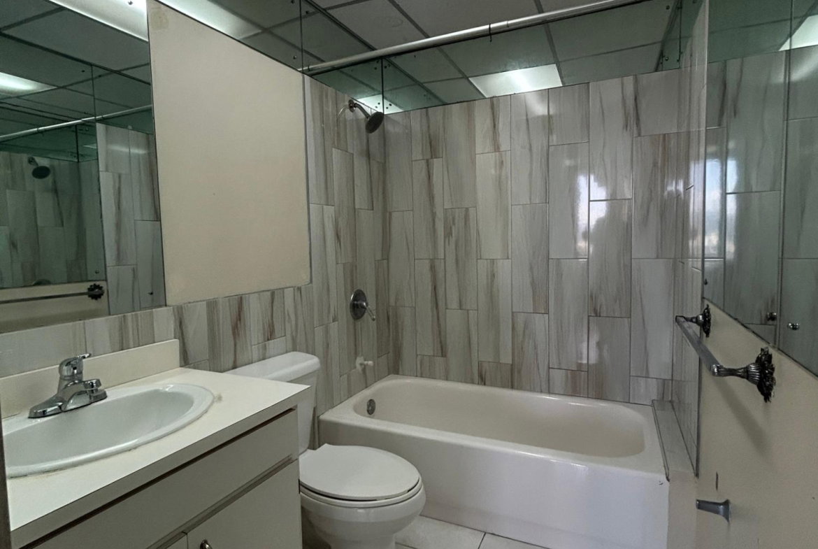 Nineteenth image of 50- Courtley Towers, 3 Renfre in Kingston 5, St. Andrew, Jamaica - property is For Rent