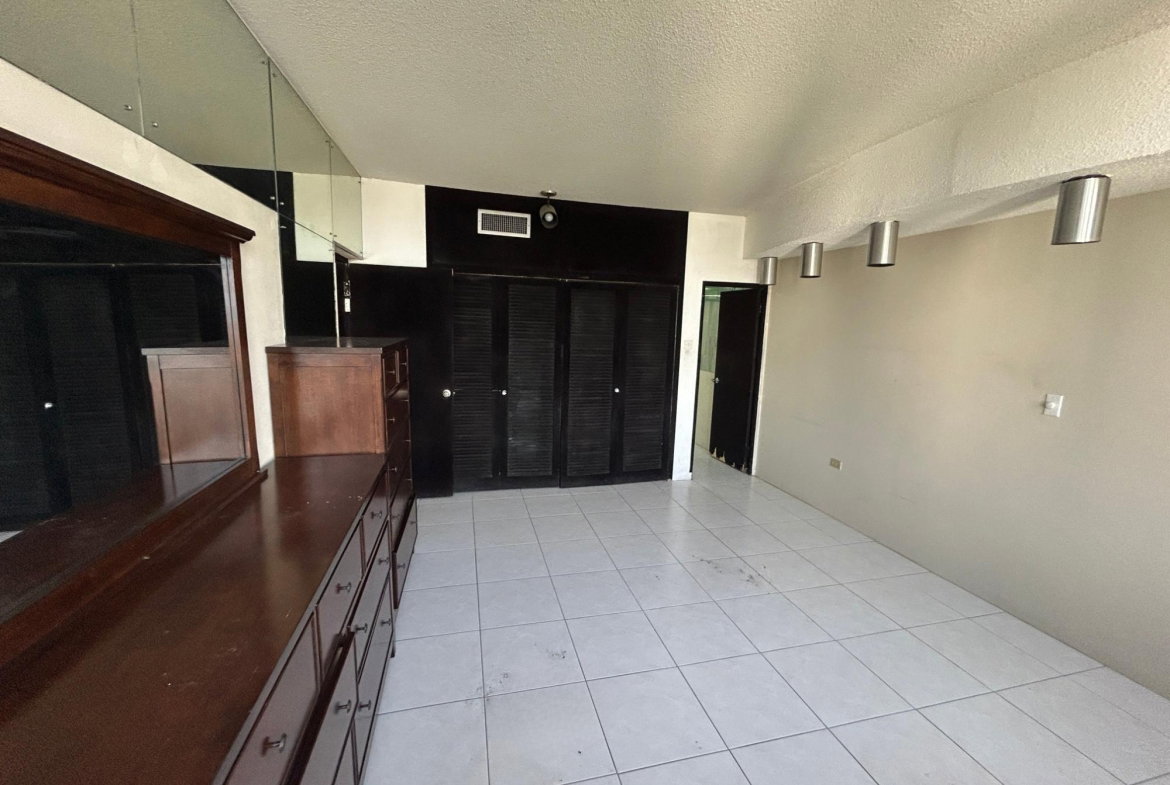 Twentieth image of 50- Courtley Towers, 3 Renfre in Kingston 5, St. Andrew, Jamaica - property is For Rent