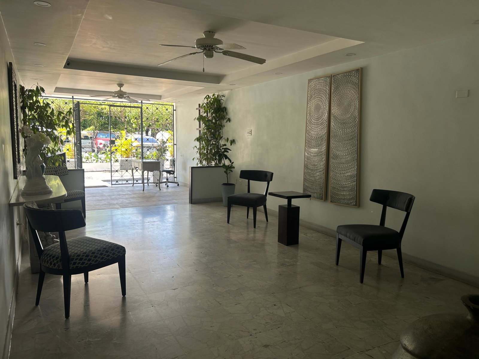 Third image of 50- Courtley Towers, 3 Renfre in Kingston 5, St. Andrew, Jamaica - property is For Rent