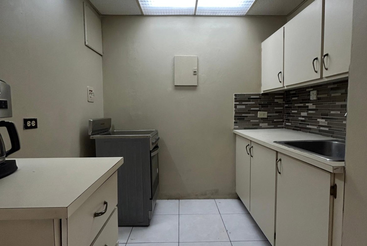 Ninth image of 50- Courtley Towers, 3 Renfre in Kingston 5, St. Andrew, Jamaica - property is For Rent