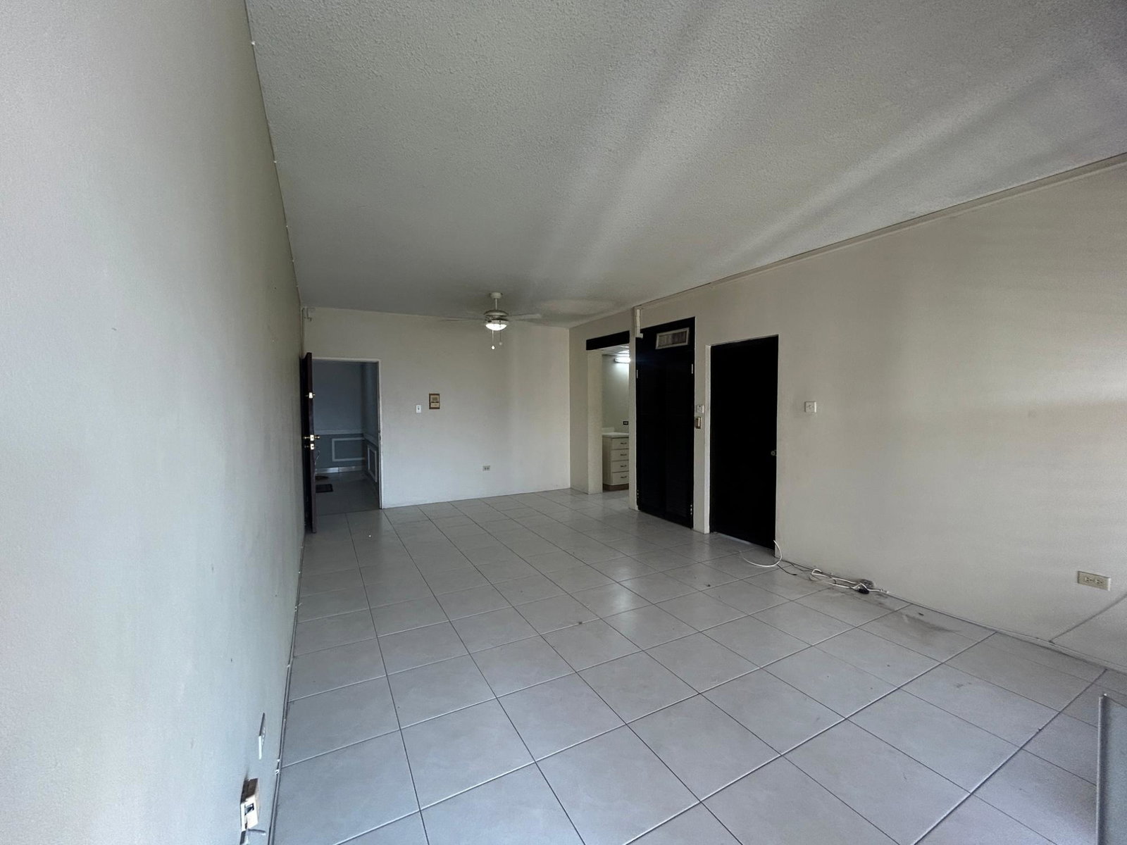 Tenth image of 50- Courtley Towers, 3 Renfre in Kingston 5, St. Andrew, Jamaica - property is For Rent