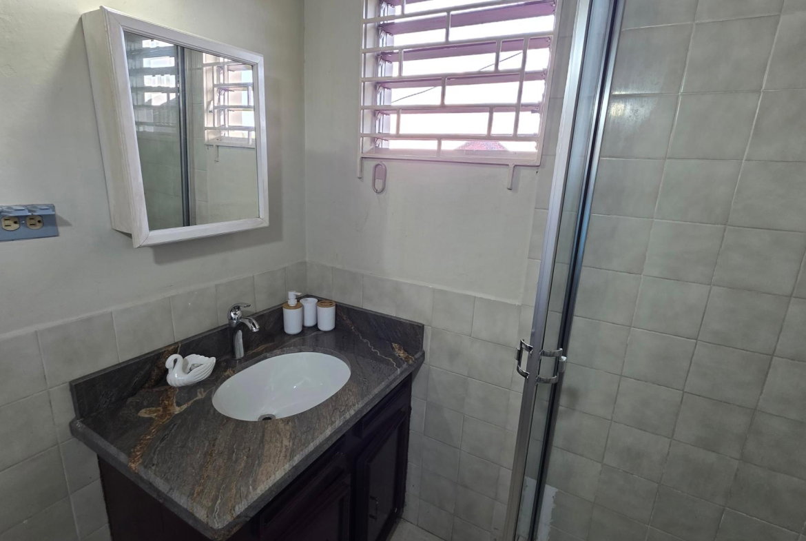 Twentieth image of Morningside dr in Rosemount, St. James, Jamaica - property is For Rent