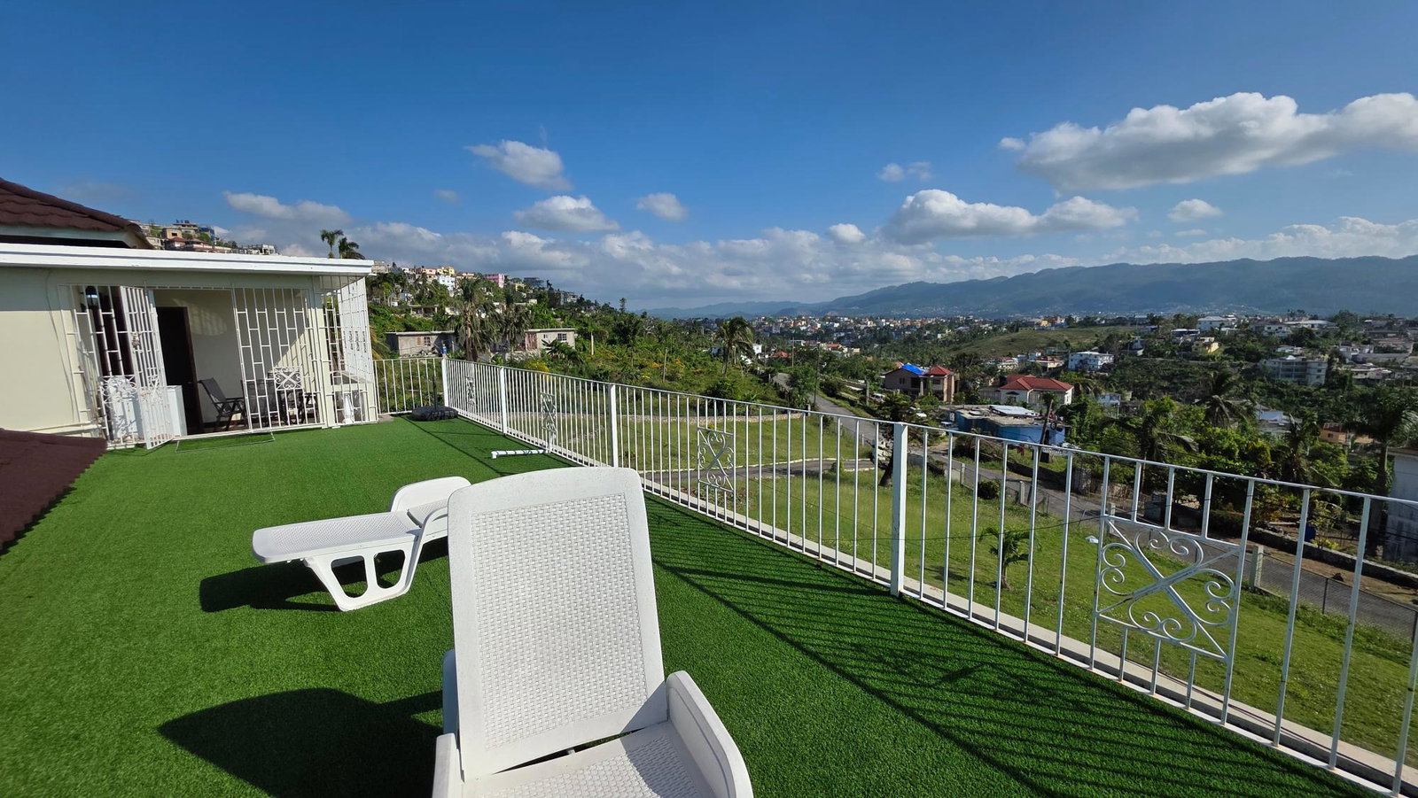 Third image of Morningside dr in Rosemount, St. James, Jamaica - property is For Rent