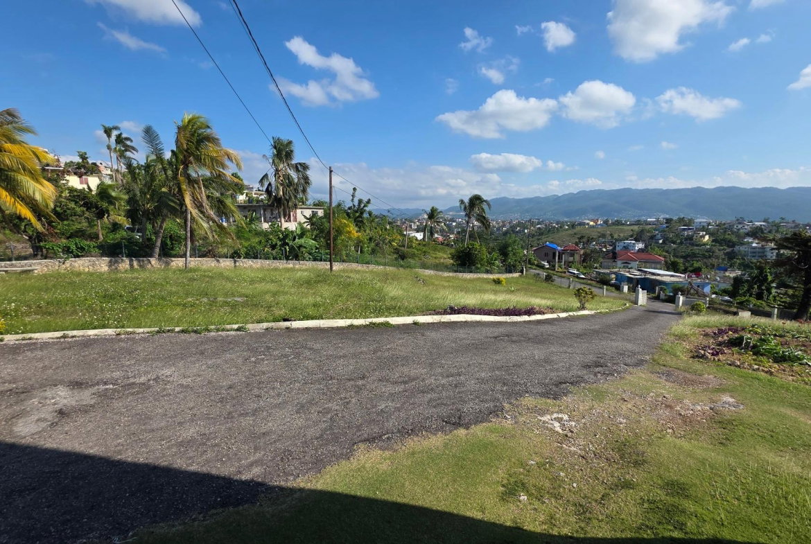 Fifth image of Morningside dr in Rosemount, St. James, Jamaica - property is For Rent