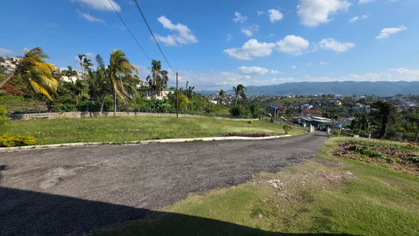 Fifth image of Morningside dr in Rosemount, St. James, Jamaica - property is For Rent