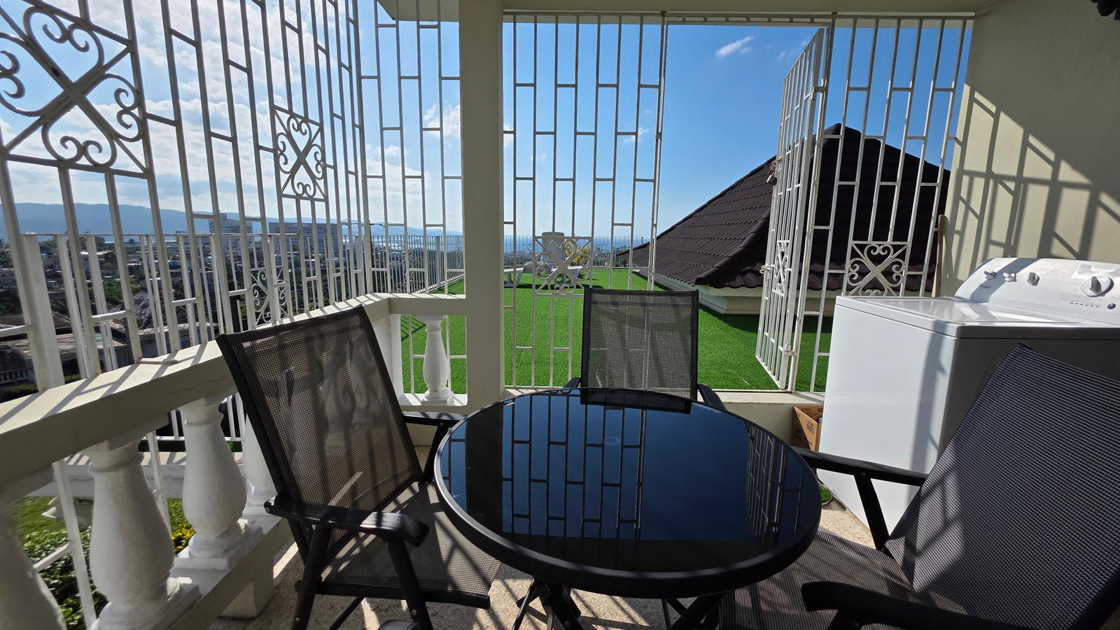 Tenth image of Morningside dr in Rosemount, St. James, Jamaica - property is For Rent