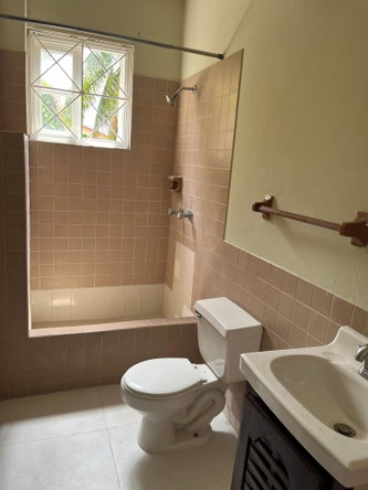 Eleventh image of Apt C-1a Bridgemount Heights, King in Kingston 8, St. Andrew, Jamaica - property is For Rent