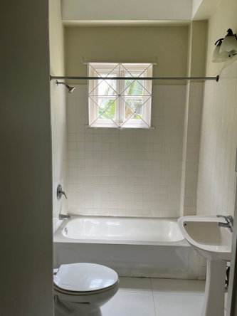 Thirteenth image of Apt C-1a Bridgemount Heights, King in Kingston 8, St. Andrew, Jamaica - property is For Rent