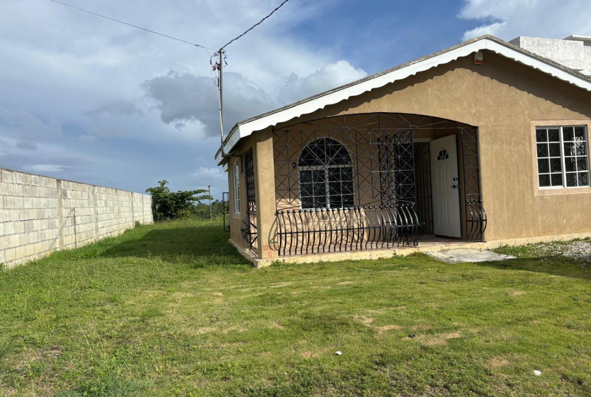 Thirteenth image of 1060 Montego West Village in Montego Bay, St. James, Jamaica - property is For Rent