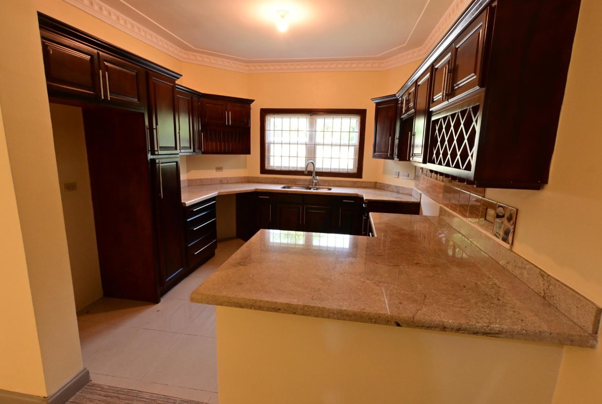 Fourth image of 6-61 Paddington Terrace in Kingston 6, St. Andrew, Jamaica - property is For Rent
