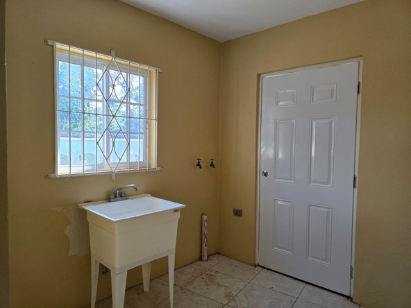 Eleventh image of 26b Perth Gardens in Mandeville, Manchester, Jamaica - property is For Rent