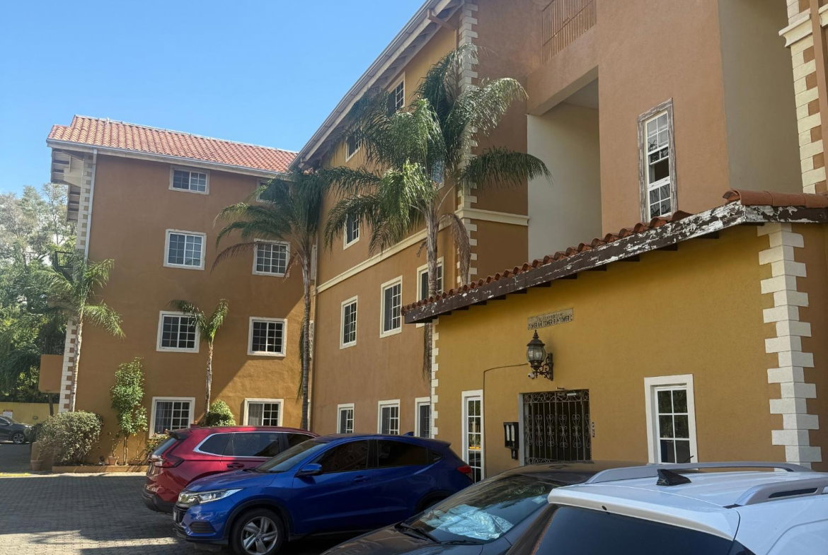 Second image of 11a East Ave in Constant Spring P.O., St. Andrew, Jamaica - property is For Rent