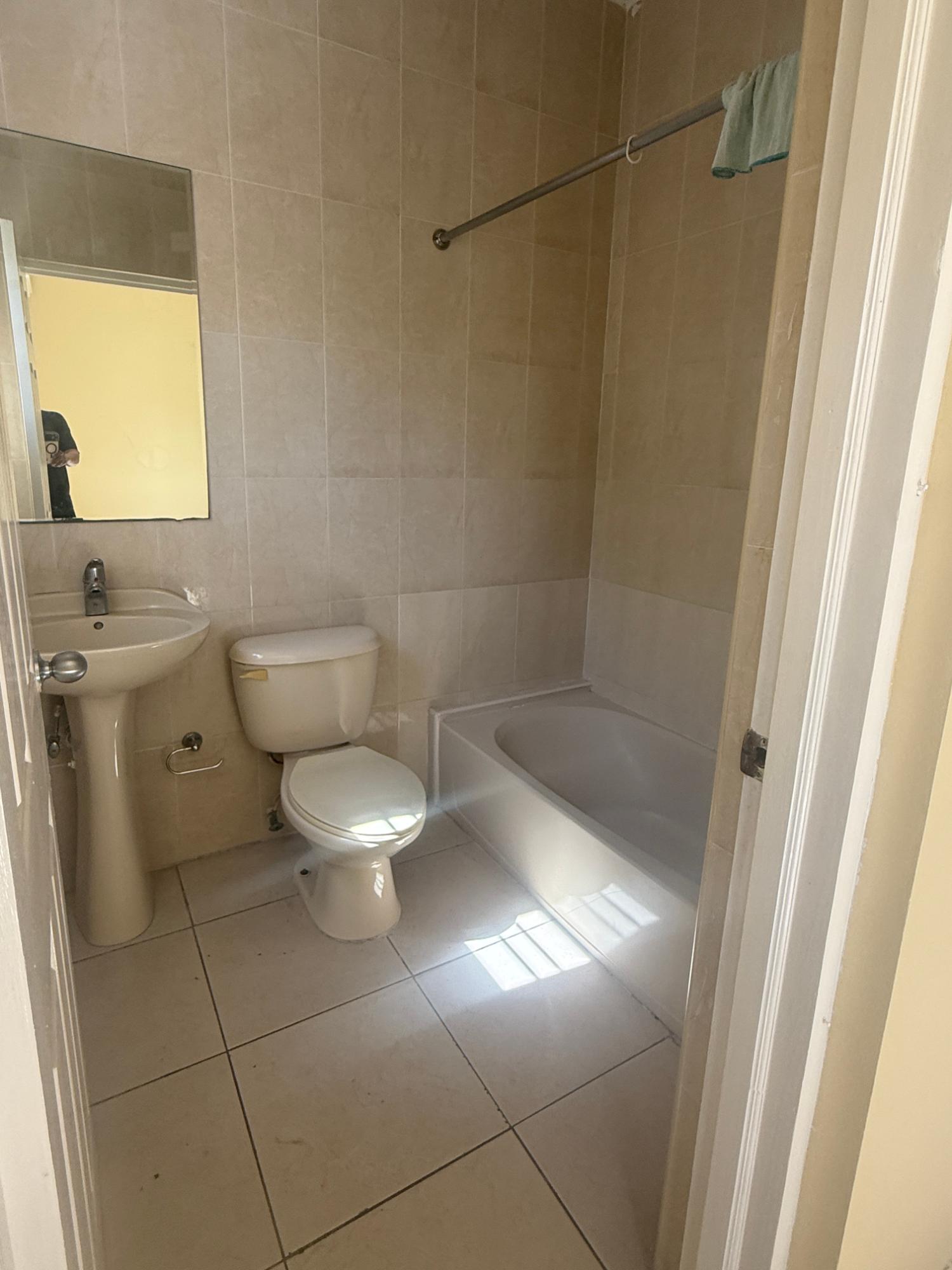Seventh image of 11a East Ave in Constant Spring P.O., St. Andrew, Jamaica - property is For Rent