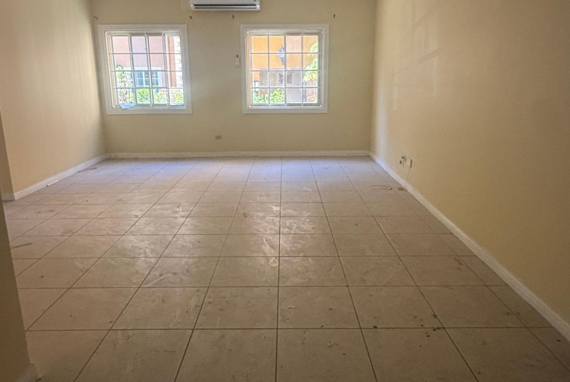 Eighth image of 11a East Ave in Constant Spring P.O., St. Andrew, Jamaica - property is For Rent