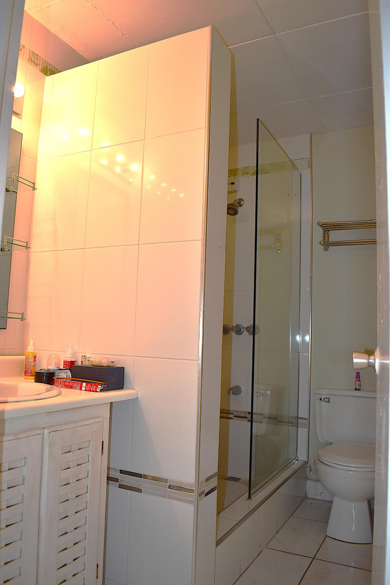 Tenth image of 9-17 Queensway in Kingston 10, St. Andrew, Jamaica - property is For Rent