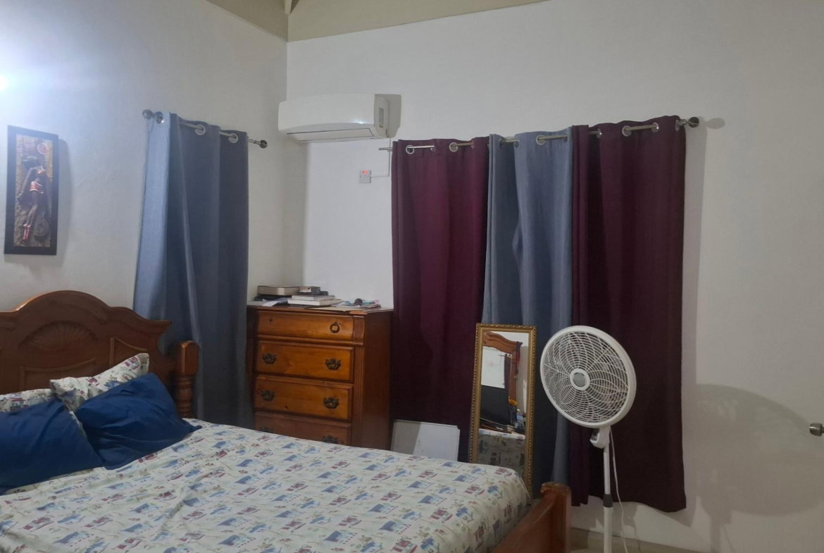 Fifth image of Apt 12-7 Roehampton Drive in Kingston 19, St. Andrew, Jamaica - property is For Rent
