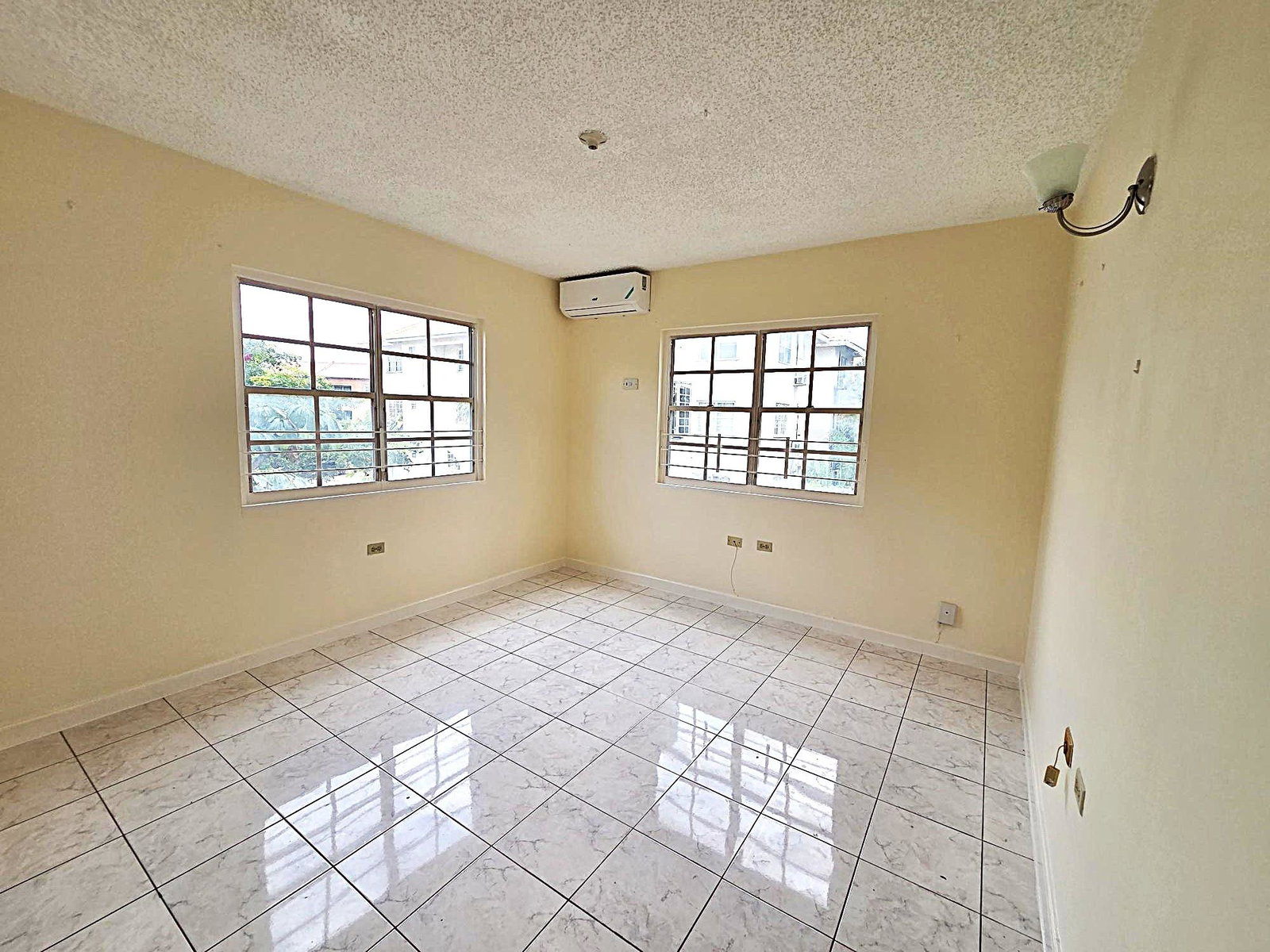 Fourteenth image of 221-2 Worthington Terrace in Kingston 10, St. Andrew, Jamaica - property is For Rent